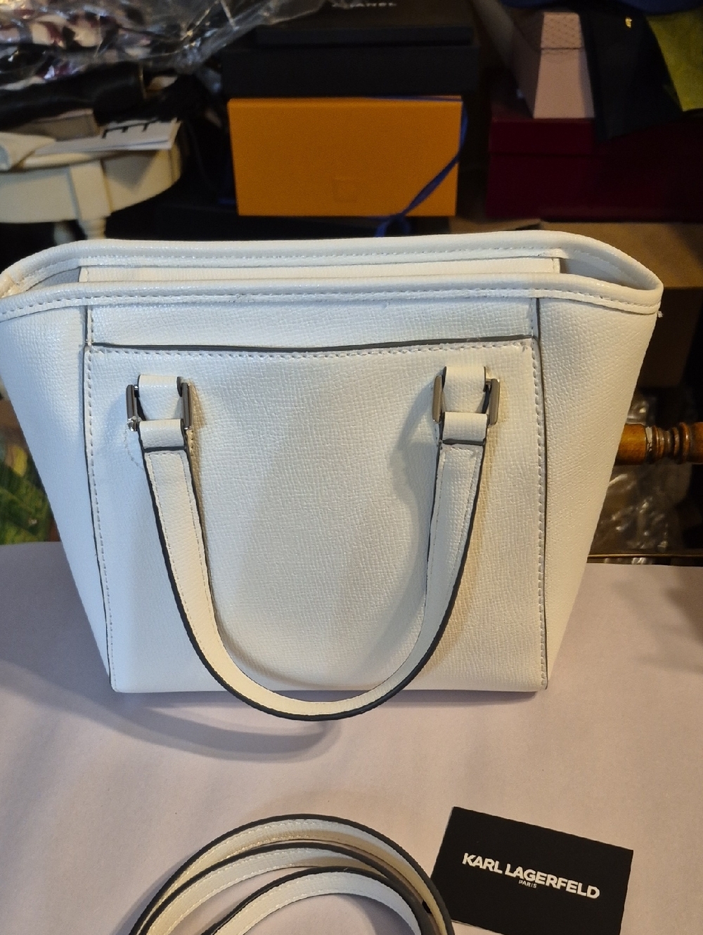 Karl Lagerfeld Tote with Heart Coin Pouch New - Picture 5 of 14